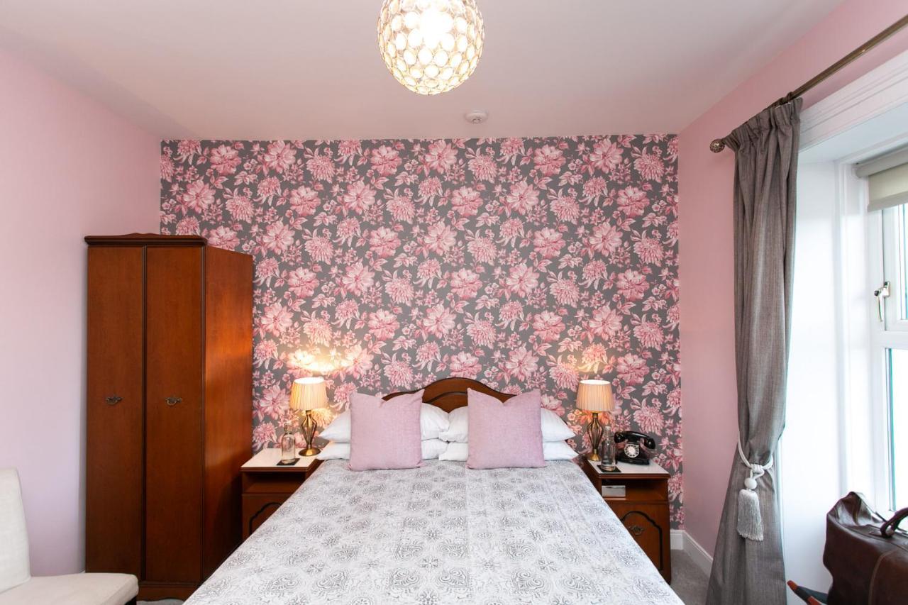 Shelleven Guest House บังกอร์ ภายนอก รูปภาพ